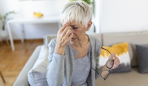 ¿Se puede evitar la pérdida de visión por la edad?